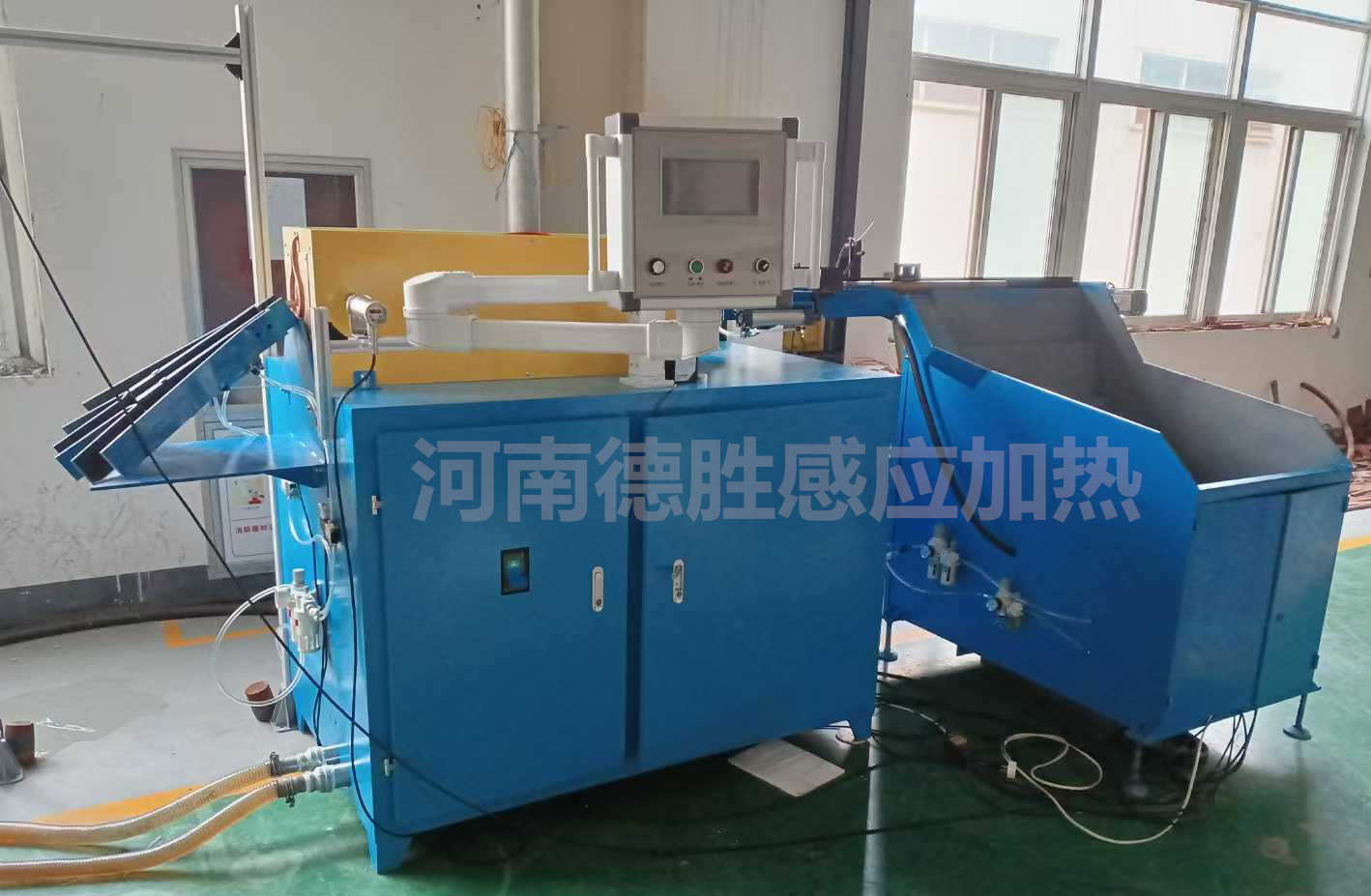 铜棒160KW卧式中频加热炉_副本